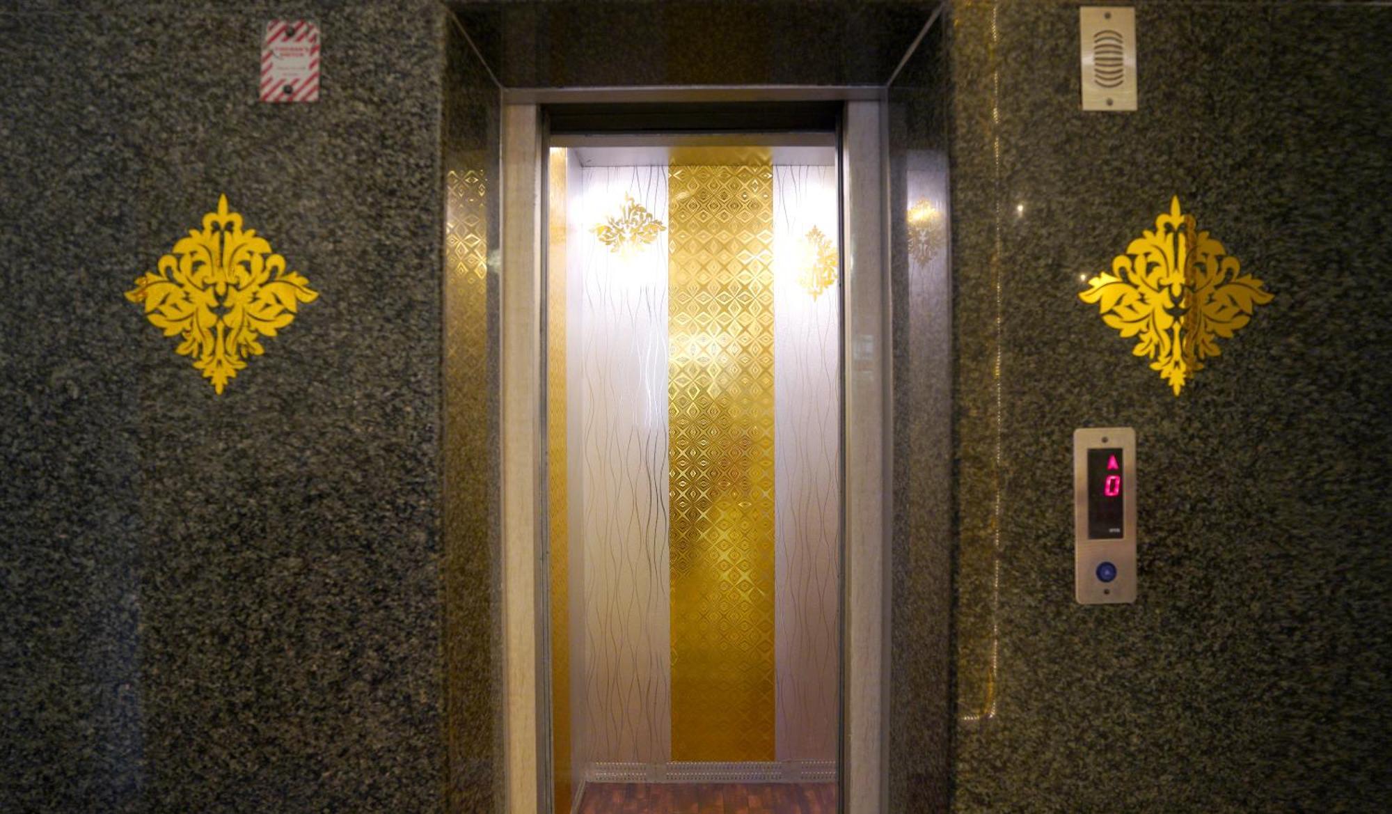 רישיקש Hotel Neeraj Bhawan- Triveni Ghat מראה חיצוני תמונה