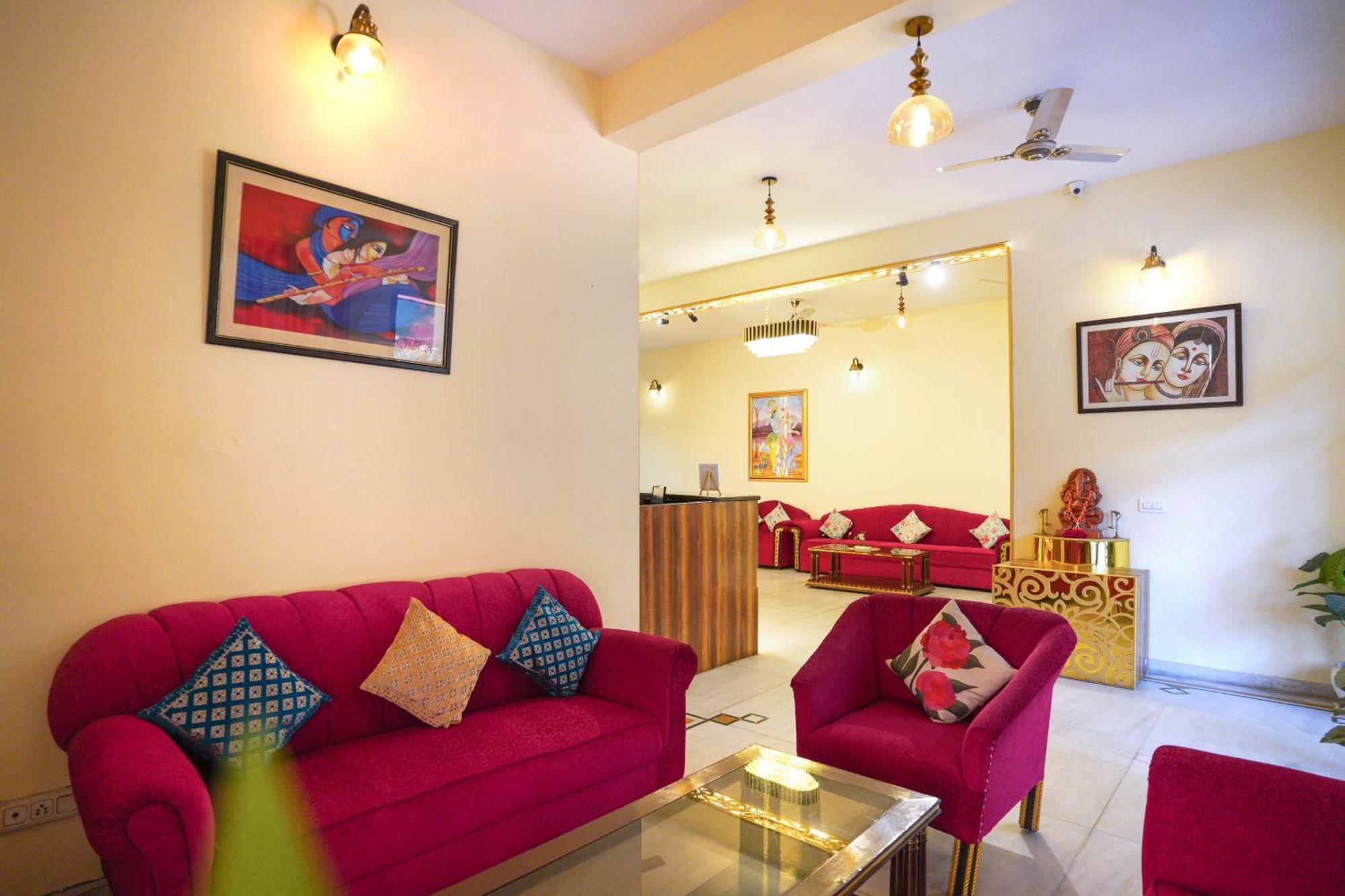 רישיקש Hotel Neeraj Bhawan- Triveni Ghat מראה חיצוני תמונה
