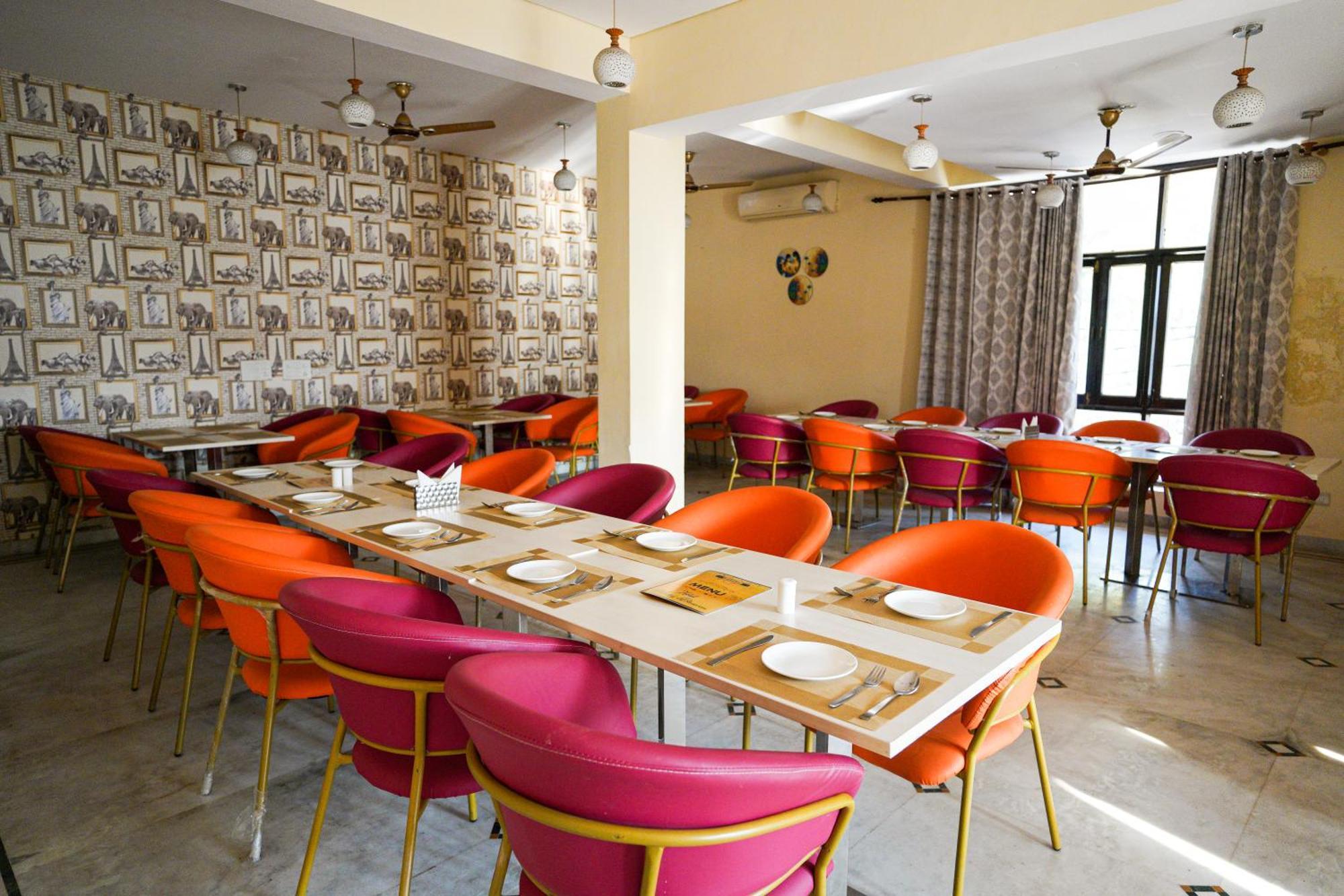 רישיקש Hotel Neeraj Bhawan- Triveni Ghat מראה חיצוני תמונה